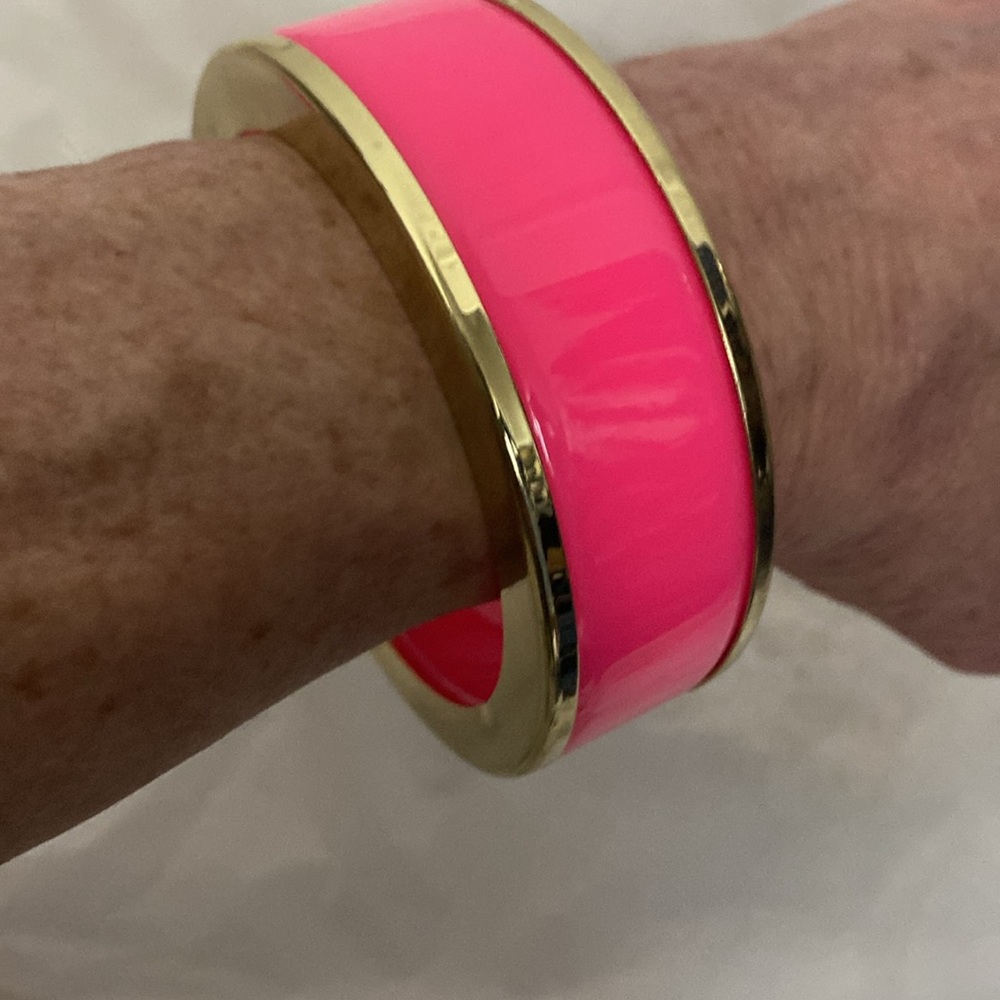 Nwt Hot Pink with Gold Trim Slip-On Bracelet